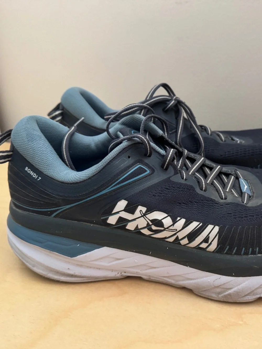Hoka One One Bondi 7, Women's 9.5